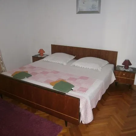 Ferienwohnung In Mit Terrasse Und Garten